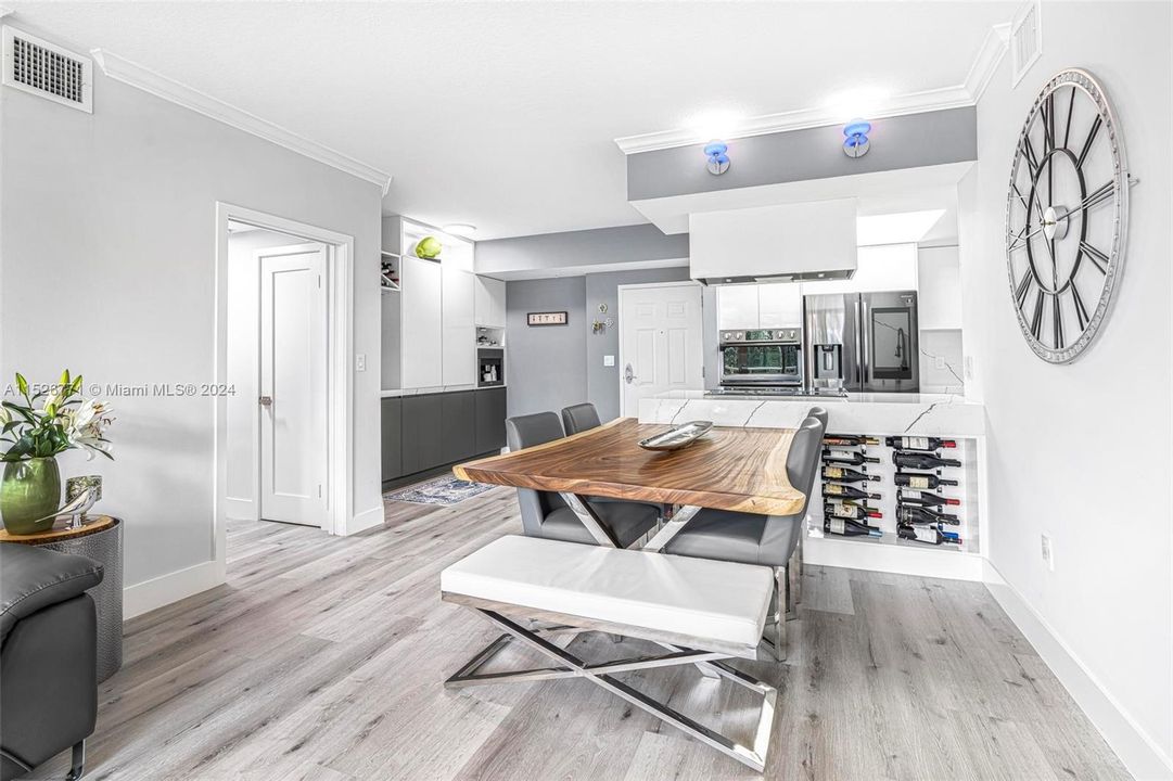 Recently Rented: $3,900 (2 beds, 2 baths, 1104 Square Feet)