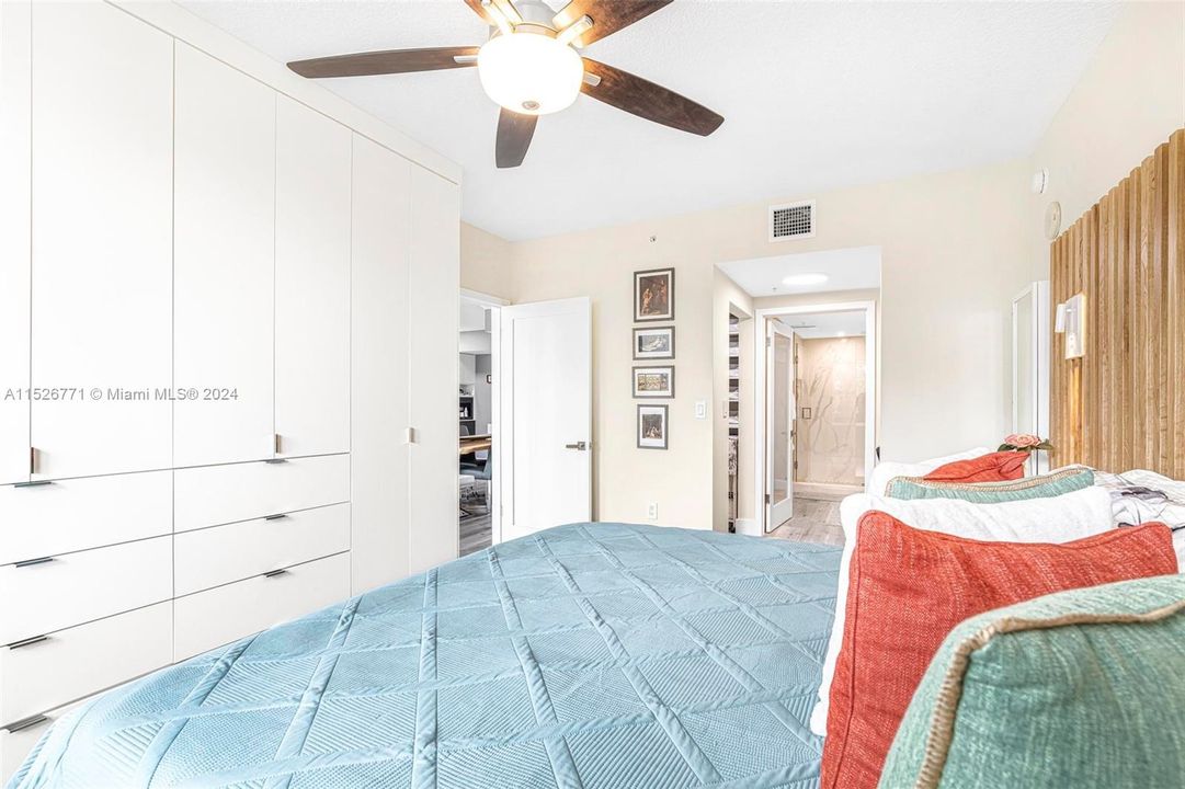 Recently Rented: $3,900 (2 beds, 2 baths, 1104 Square Feet)