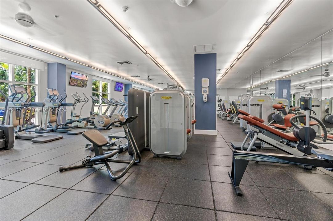 Recently Rented: $3,900 (2 beds, 2 baths, 1104 Square Feet)