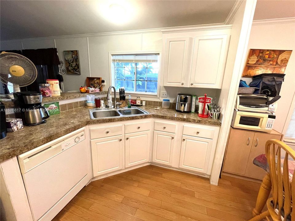 Vendido Recientemente: $270,000 (3 camas, 2 baños, 1248 Pies cuadrados)