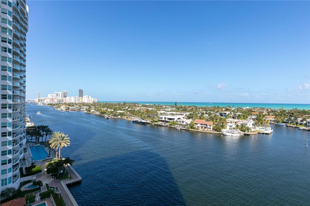 Recently Sold: $765,000 (2 beds, 2 baths, 1936 Square Feet)