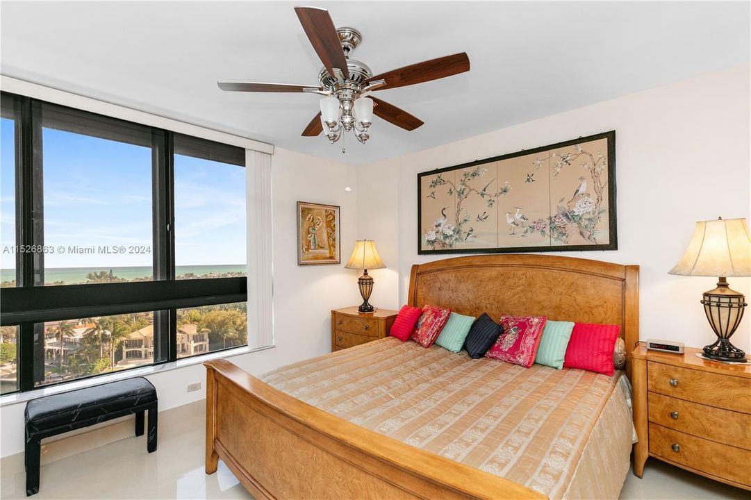 Recently Sold: $765,000 (2 beds, 2 baths, 1936 Square Feet)