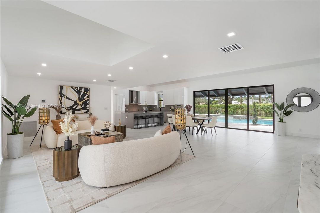 Recently Sold: $2,090,000 (4 beds, 4 baths, 3073 Square Feet)