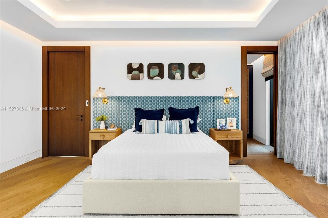 Guest Bedroom, Custom furniture