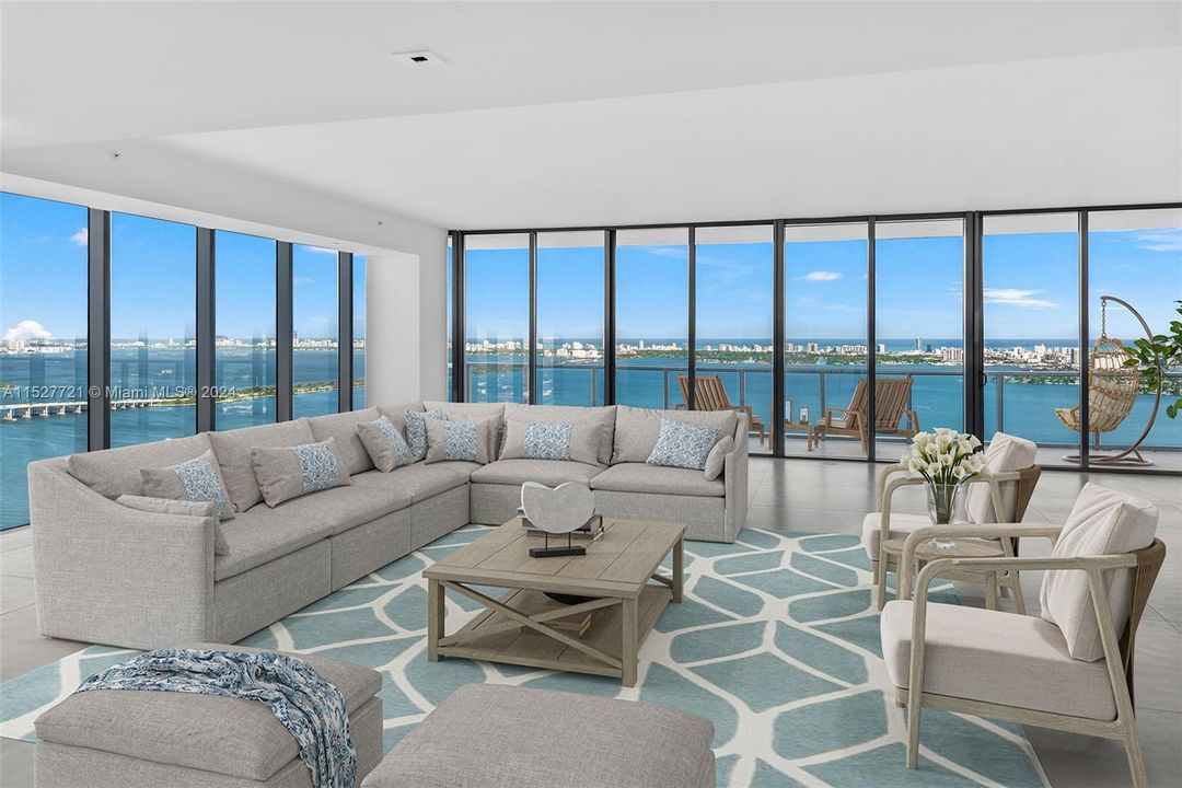 Recently Sold: $4,450,000 (3 beds, 3 baths, 2894 Square Feet)