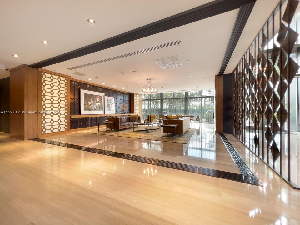 Recently Rented: $4,400 (2 beds, 2 baths, 1090 Square Feet)