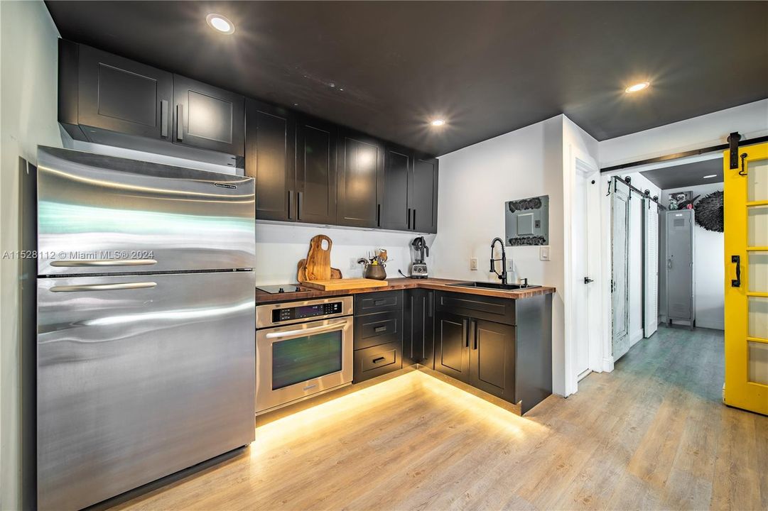 Recently Sold: $619,900 (4 beds, 3 baths, 1504 Square Feet)