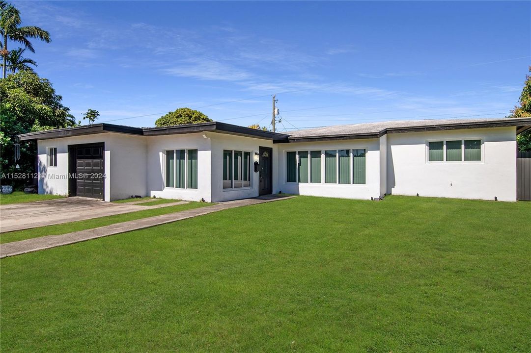 Recently Sold: $619,900 (4 beds, 3 baths, 1504 Square Feet)