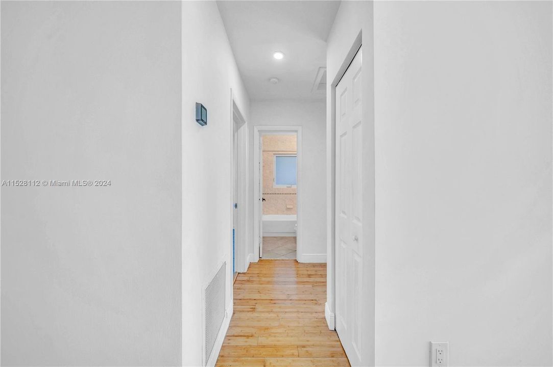 Recently Sold: $619,900 (4 beds, 3 baths, 1504 Square Feet)