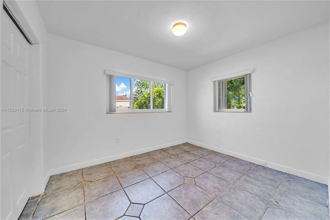 Recently Sold: $619,900 (4 beds, 3 baths, 1504 Square Feet)