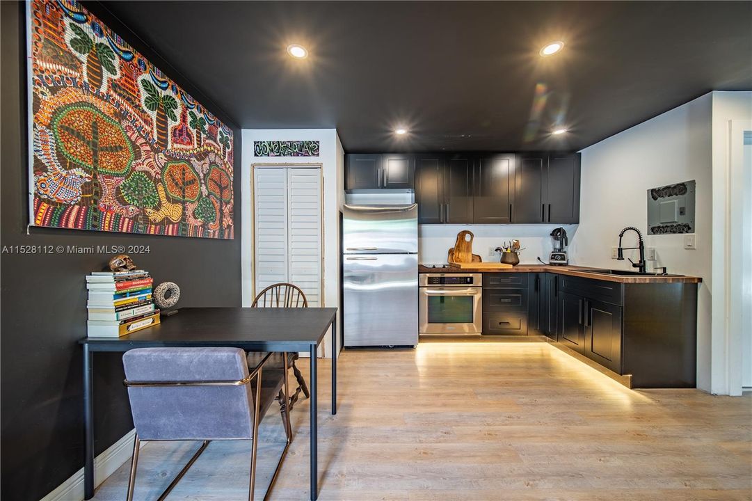 Recently Sold: $619,900 (4 beds, 3 baths, 1504 Square Feet)