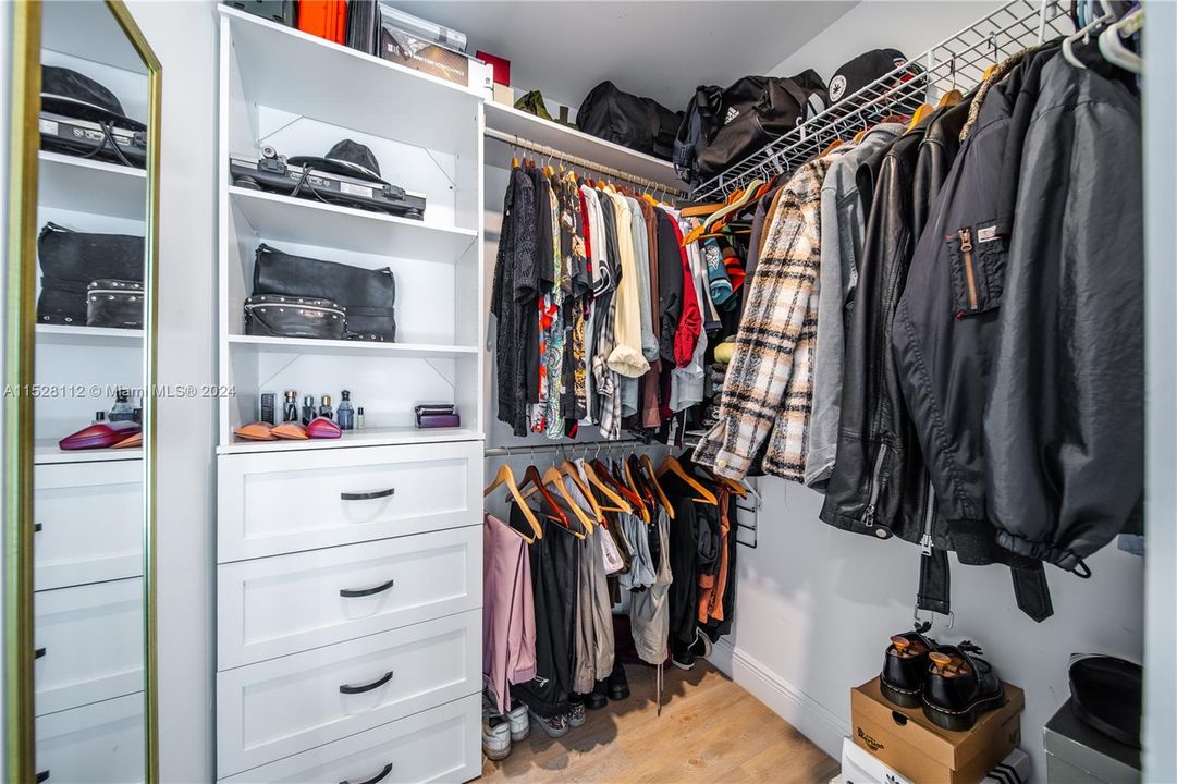 Recently Sold: $619,900 (4 beds, 3 baths, 1504 Square Feet)