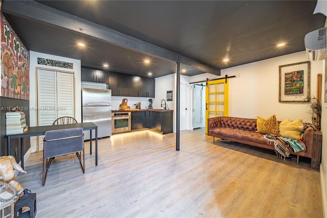 Recently Sold: $619,900 (4 beds, 3 baths, 1504 Square Feet)