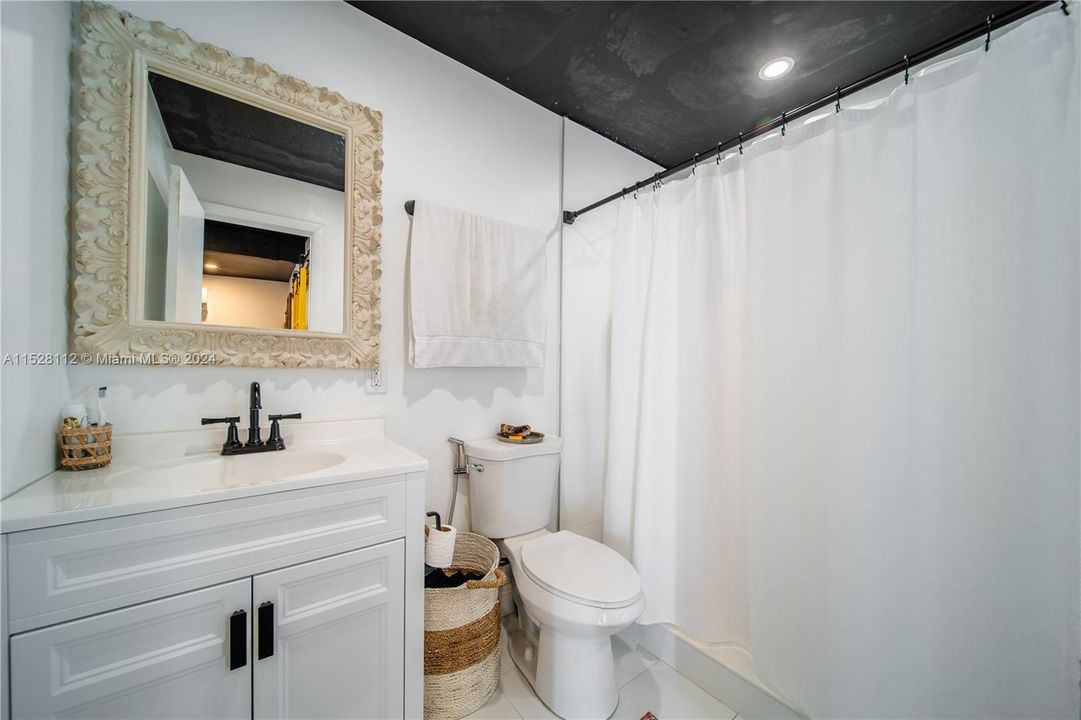 Recently Sold: $619,900 (4 beds, 3 baths, 1504 Square Feet)