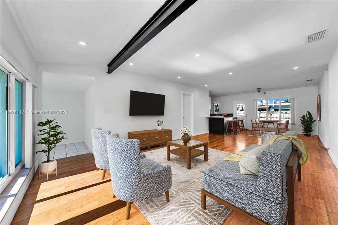 Recently Sold: $619,900 (4 beds, 3 baths, 1504 Square Feet)