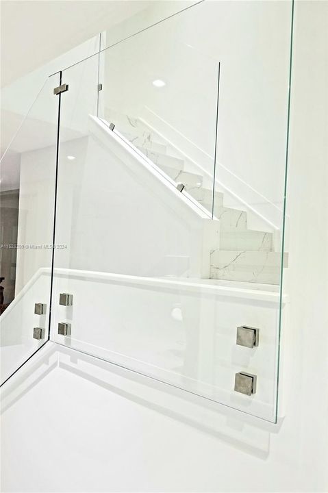 Quartz Staircase, Owners Suite