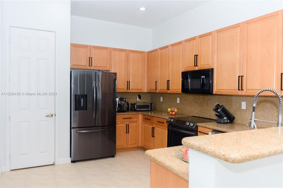 Active With Contract: $629,900 (4 beds, 2 baths, 2449 Square Feet)