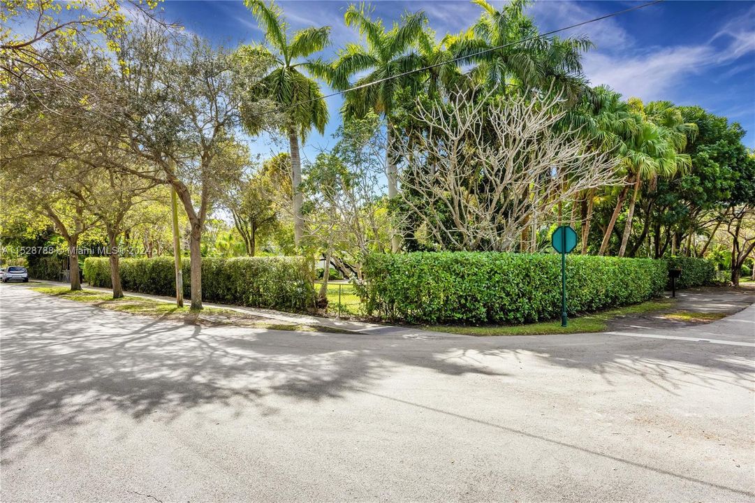 Corner Lot in the Heart of Pinecrest