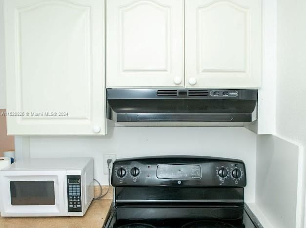 最近售出: $170,000 (1 贝兹, 1 浴室, 730 平方英尺)