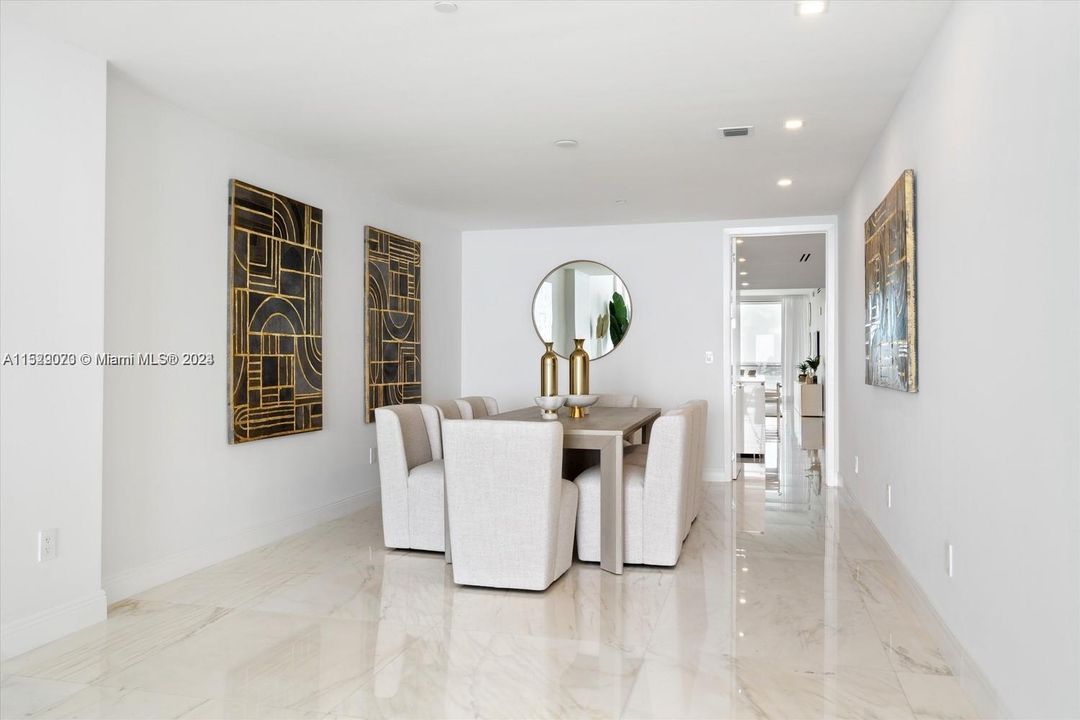 Active With Contract: $9,500,000 (3 beds, 4 baths, 3450 Square Feet)