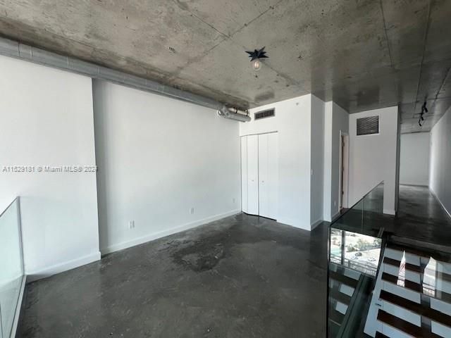 For Sale: $600,000 (2 beds, 2 baths, 1113 Square Feet)