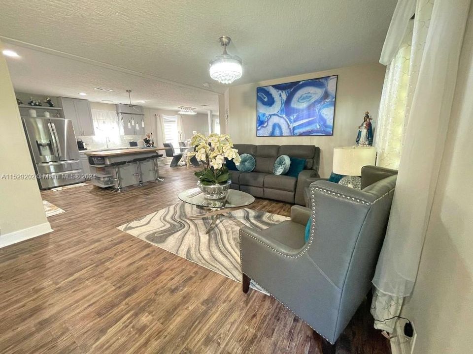 Recently Sold: $394,999 (4 beds, 2 baths, 0 Square Feet)