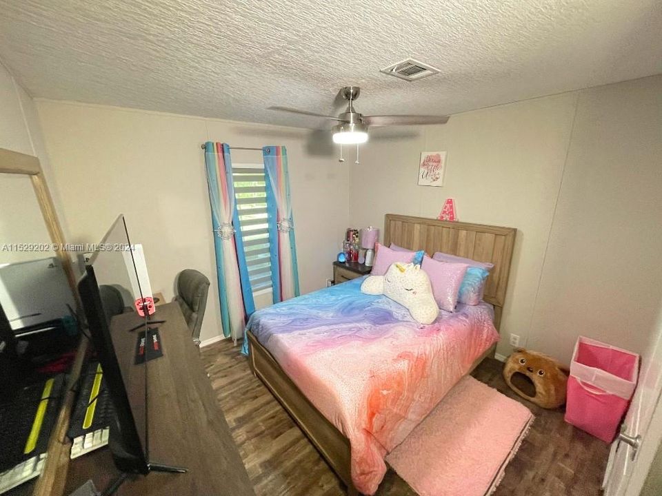 Recently Sold: $394,999 (4 beds, 2 baths, 0 Square Feet)