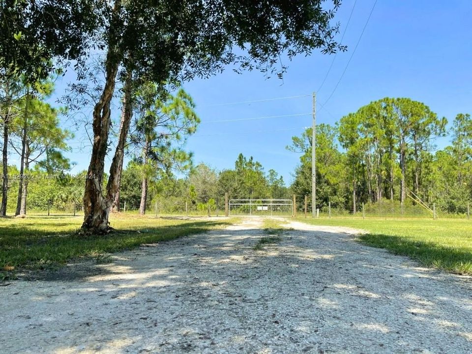 Recently Sold: $394,999 (4 beds, 2 baths, 0 Square Feet)