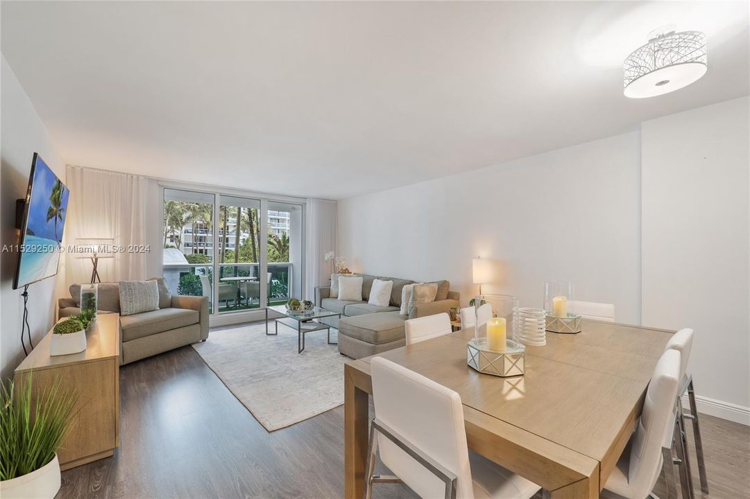 Recently Sold: $999,000 (1 beds, 1 baths, 900 Square Feet)