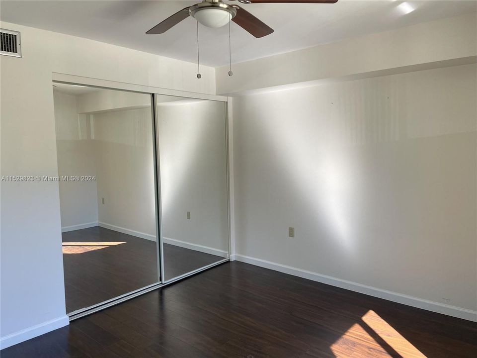 Recently Rented: $2,650 (2 beds, 2 baths, 1385 Square Feet)