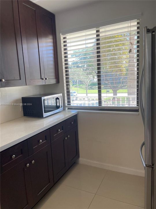 Recently Rented: $2,650 (2 beds, 2 baths, 1385 Square Feet)