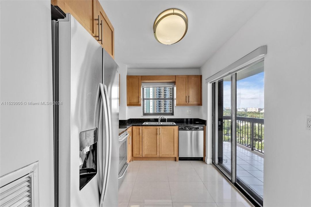 For Sale: $749,000 (2 beds, 2 baths, 1460 Square Feet)