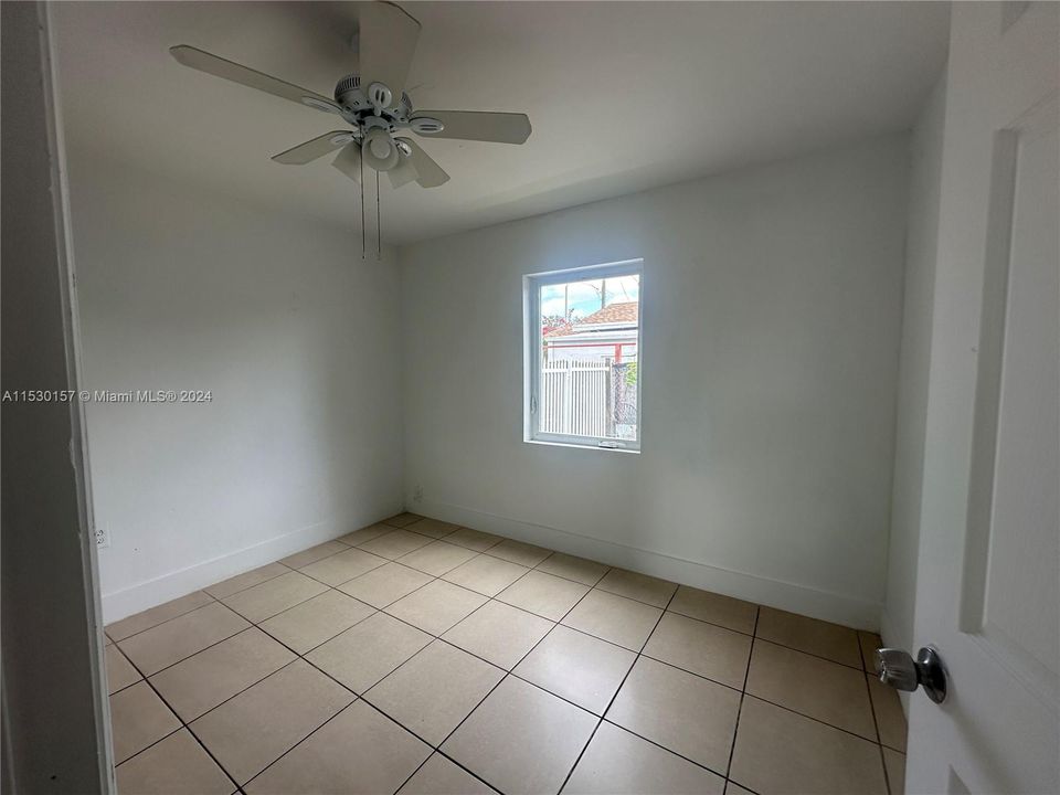 Recently Rented: $1,800 (1 beds, 1 baths, 1748 Square Feet)