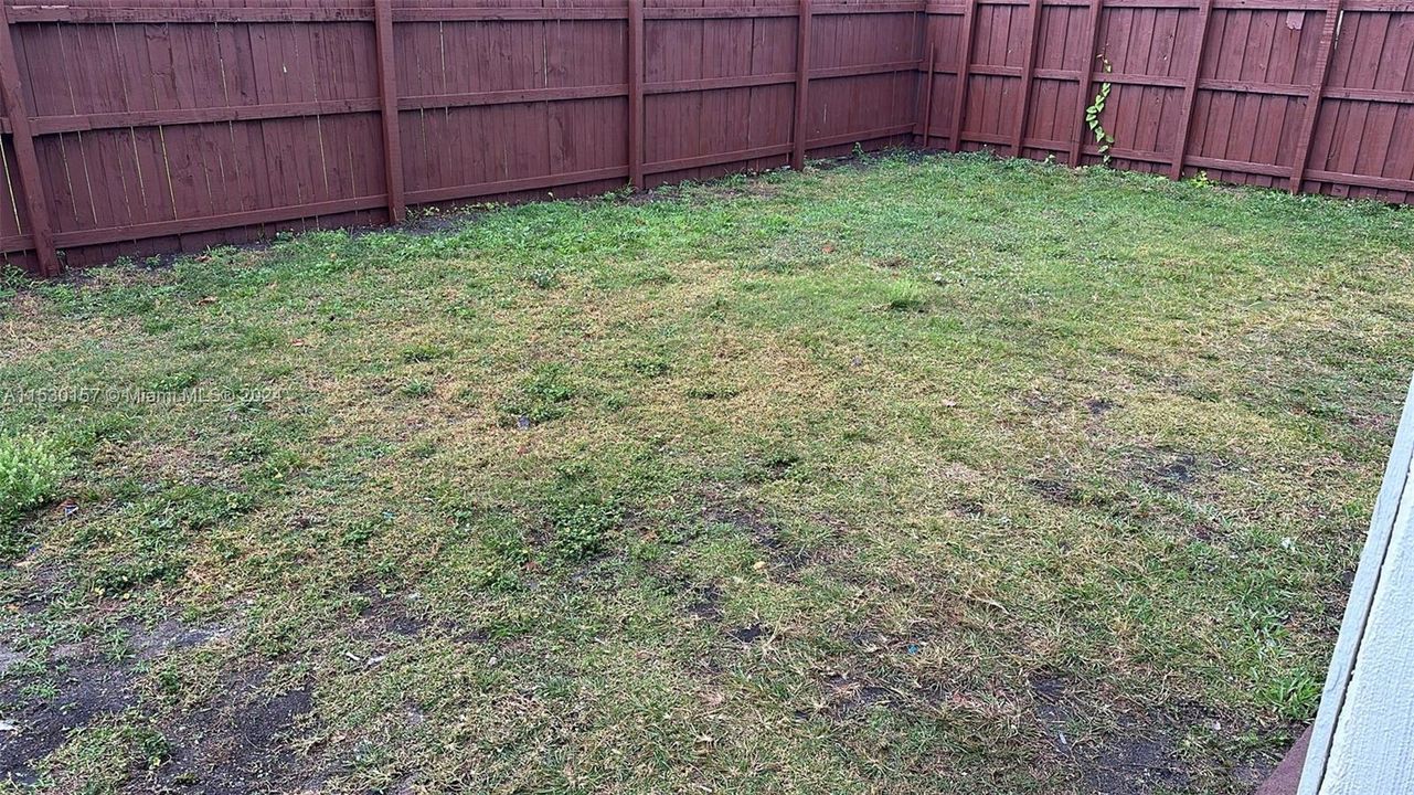 Recently Rented: $1,800 (1 beds, 1 baths, 1748 Square Feet)