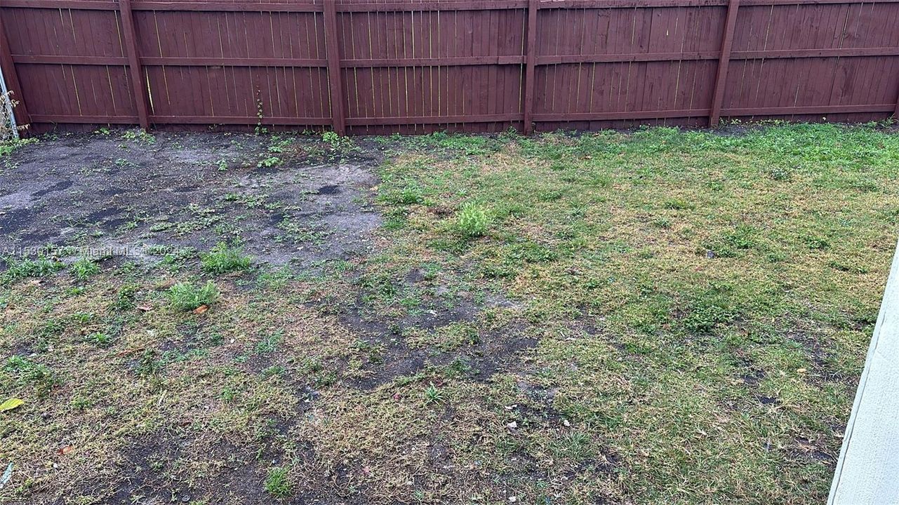 Recently Rented: $1,800 (1 beds, 1 baths, 1748 Square Feet)