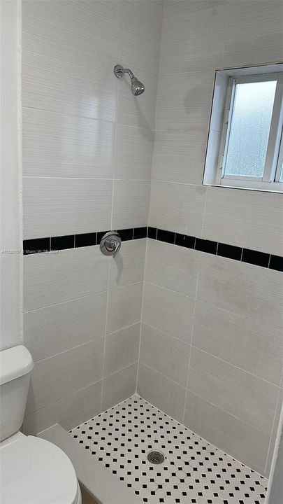 Recently Rented: $1,800 (1 beds, 1 baths, 1748 Square Feet)