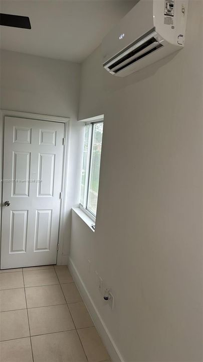 Recently Rented: $1,800 (1 beds, 1 baths, 1748 Square Feet)