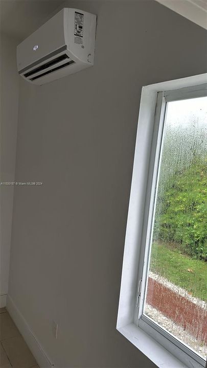 Recently Rented: $1,800 (1 beds, 1 baths, 1748 Square Feet)