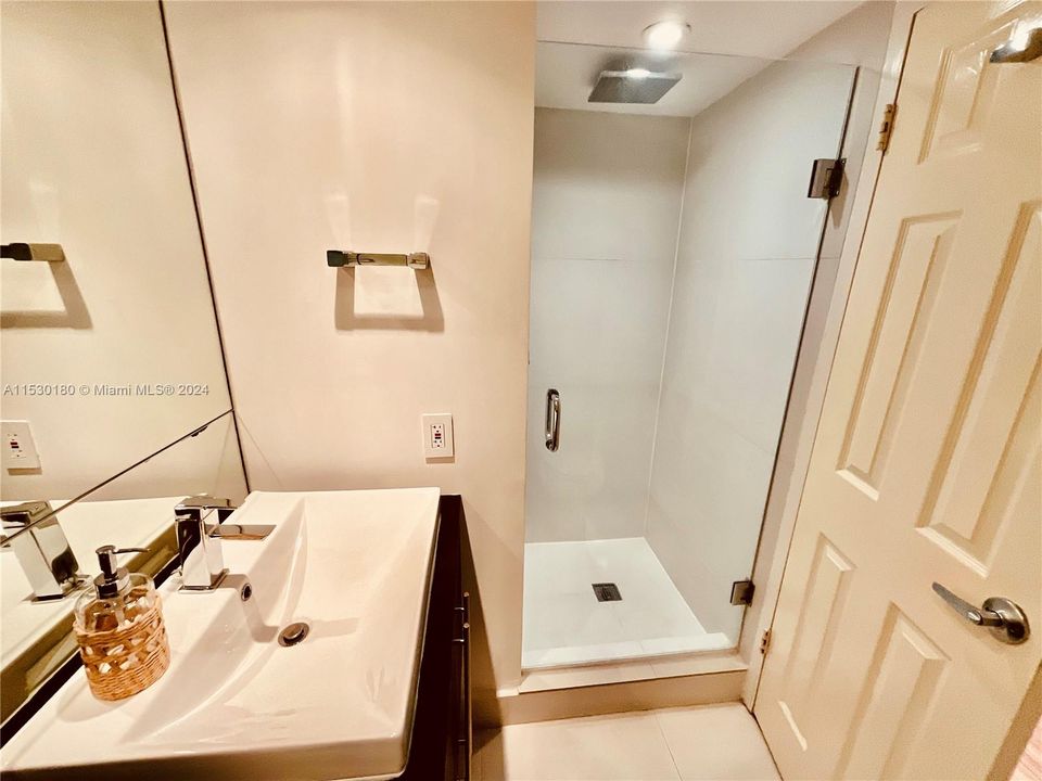 2nd FULL bathroom with shower