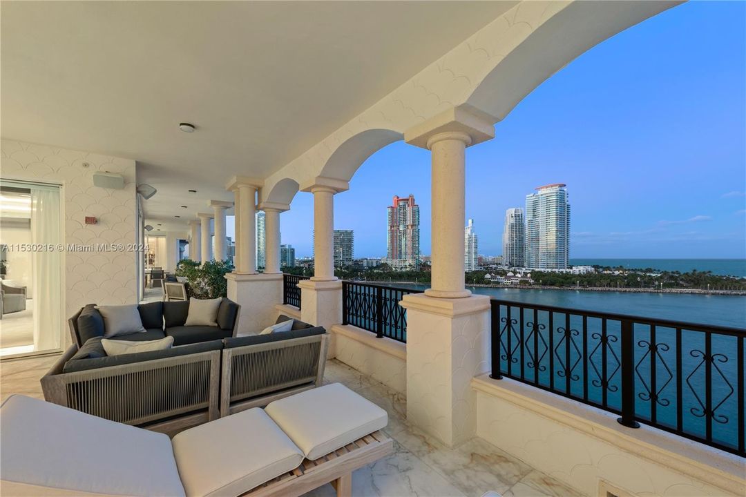For Sale: $26,500,000 (6 beds, 5 baths, 7025 Square Feet)