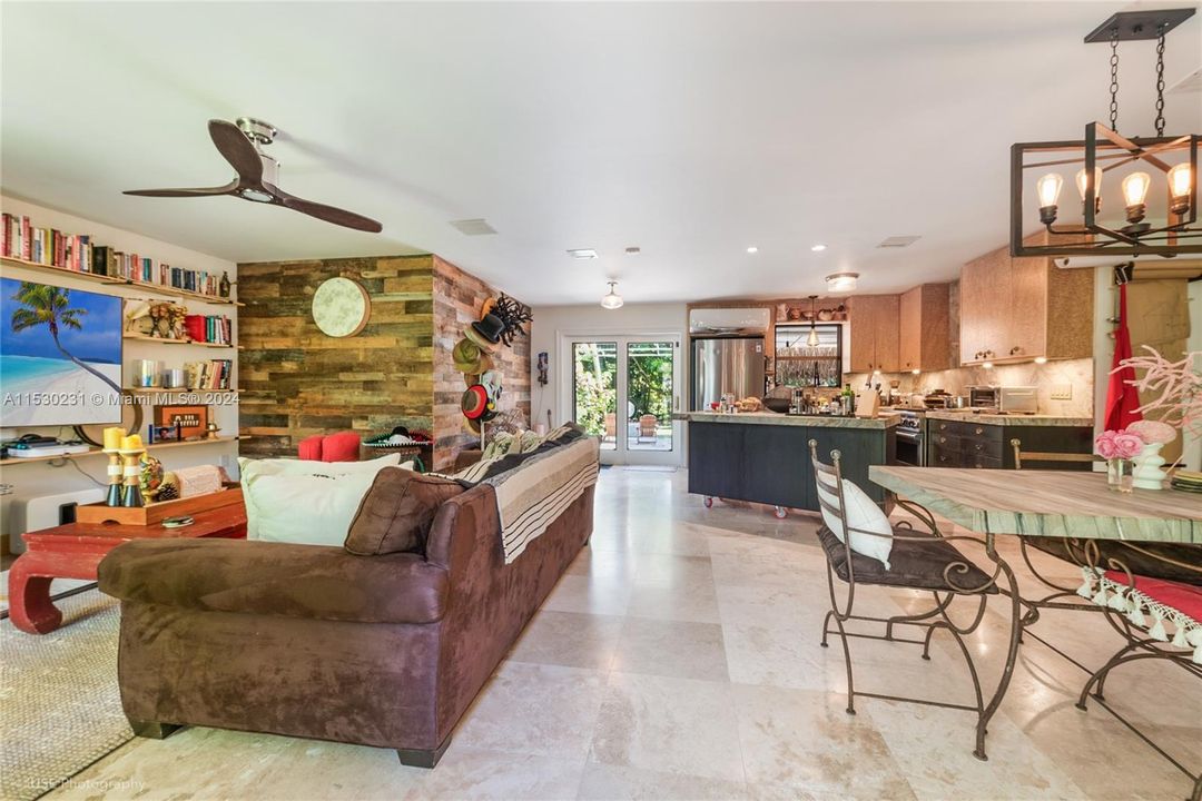 Active With Contract: $1,100,000 (3 beds, 2 baths, 1008 Square Feet)