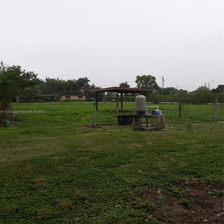 Recently Rented: $3,500 (2 beds, 1 baths, 720 Square Feet)