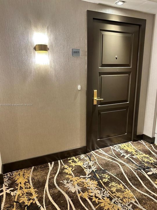 Recently Rented: $5,500 (2 beds, 2 baths, 1388 Square Feet)