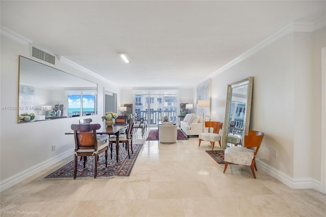 Recently Rented: $5,500 (2 beds, 2 baths, 1388 Square Feet)