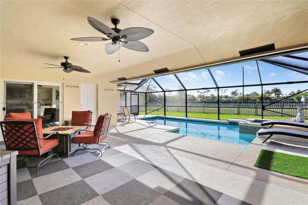 Recently Sold: $630,000 (4 beds, 2 baths, 2206 Square Feet)