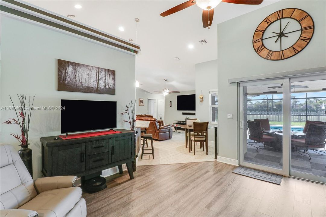 Recently Sold: $630,000 (4 beds, 2 baths, 2206 Square Feet)