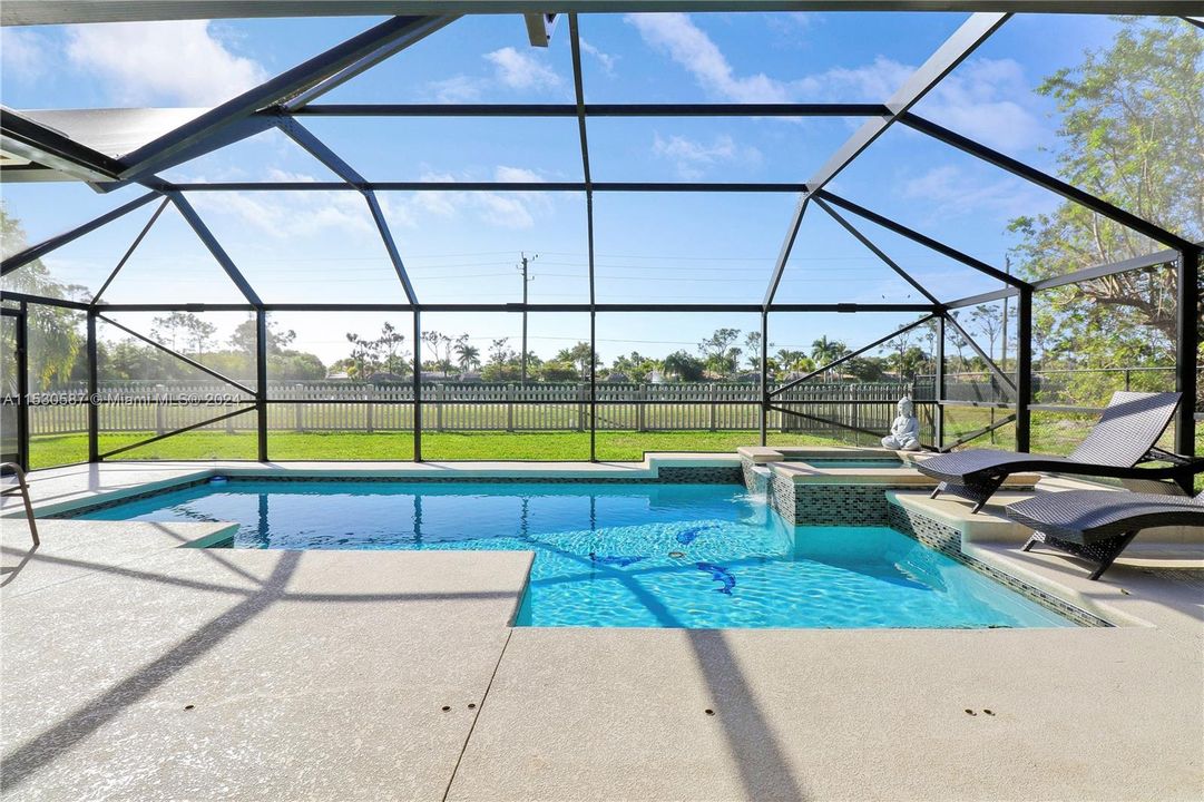 Recently Sold: $630,000 (4 beds, 2 baths, 2206 Square Feet)