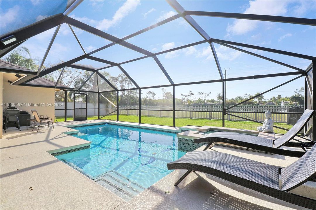 Recently Sold: $630,000 (4 beds, 2 baths, 2206 Square Feet)