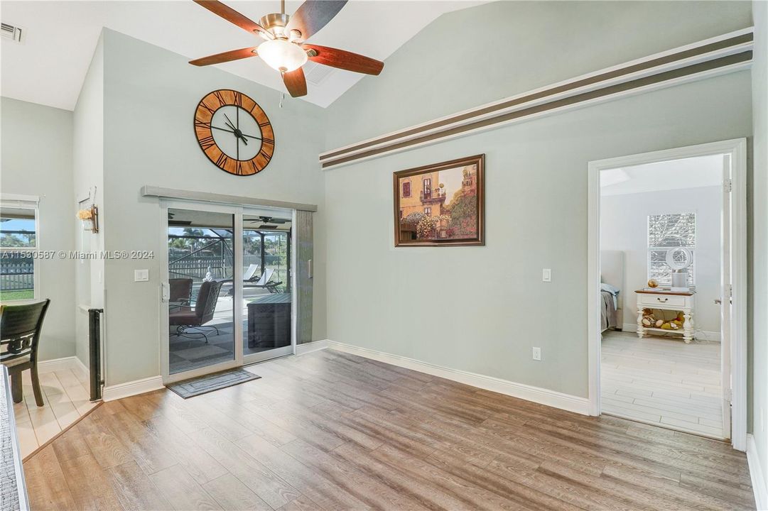 Recently Sold: $630,000 (4 beds, 2 baths, 2206 Square Feet)