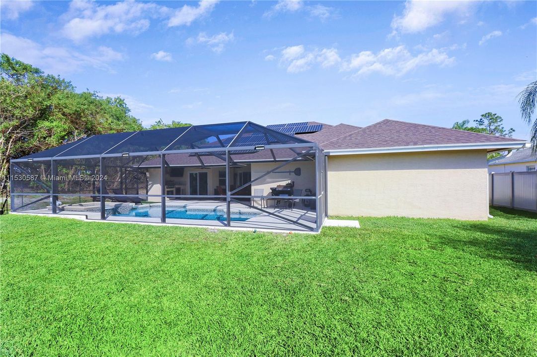 Recently Sold: $630,000 (4 beds, 2 baths, 2206 Square Feet)